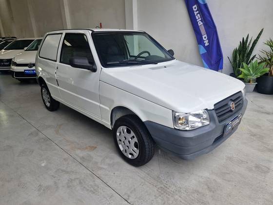 FIAT UNO 1.3 MPI FURGÃO 8V FLEX 2P MANUAL